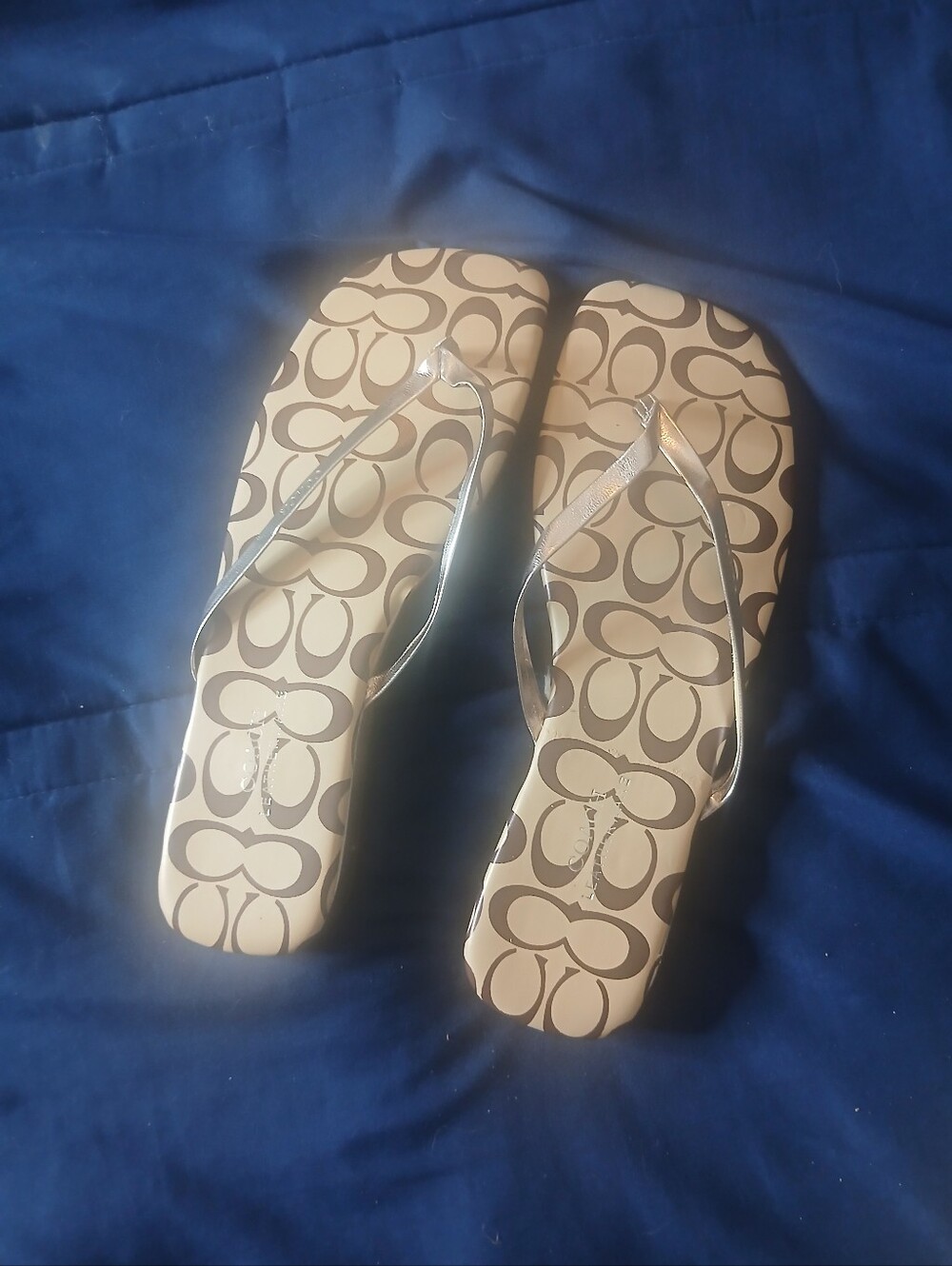 Coach Monogram T Strap Flip Flops Size 10 (41)